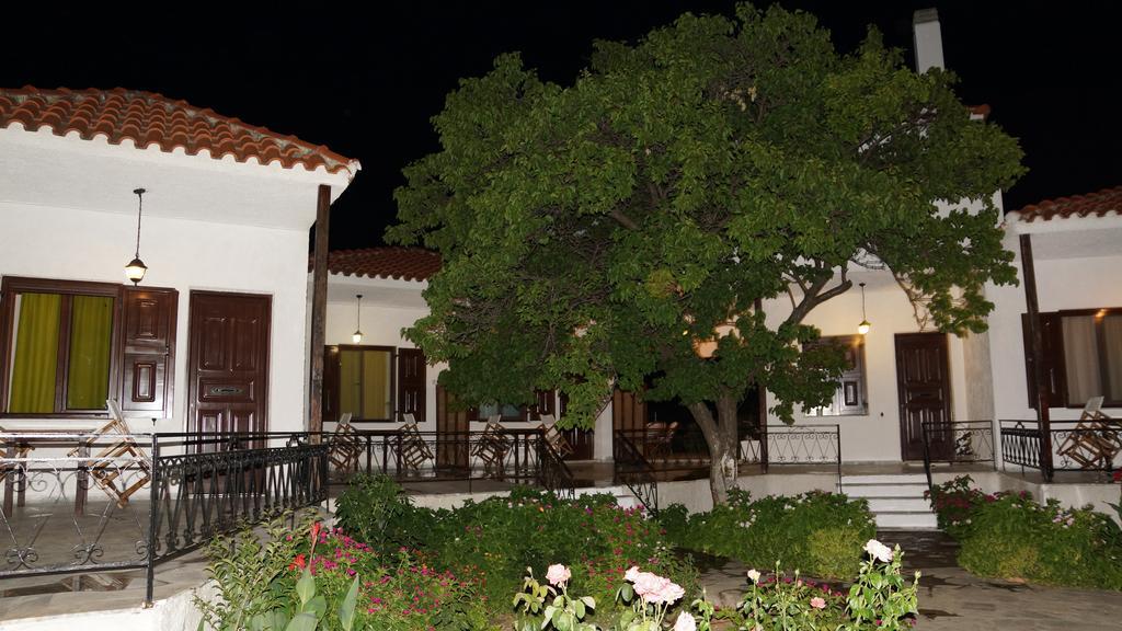Pavlimari Studios Pyrgi Thermis Exterior photo